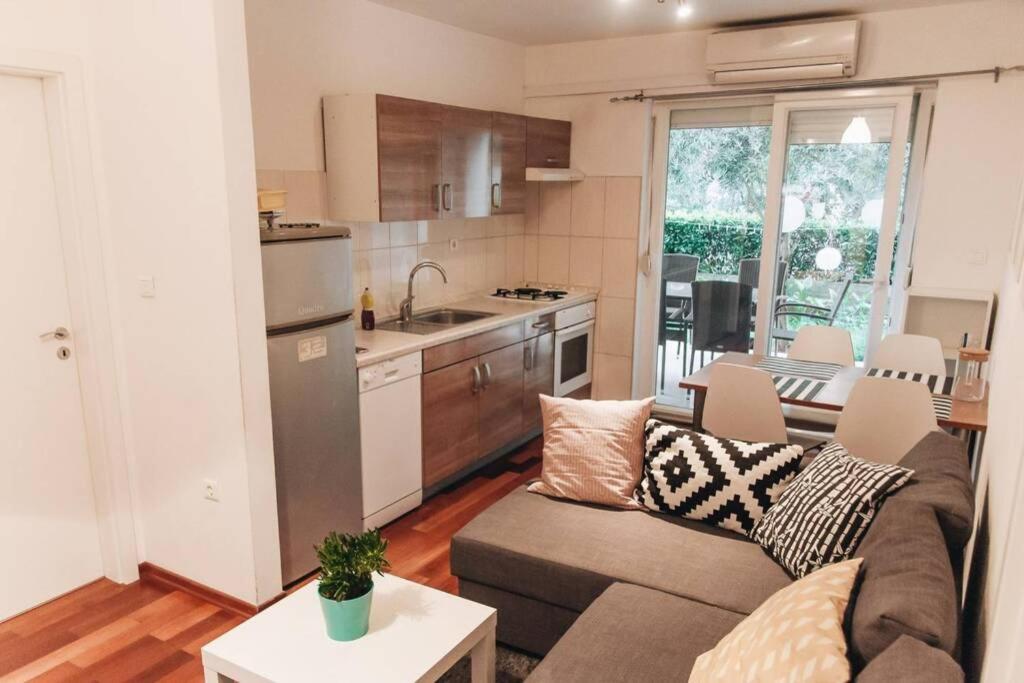 Cosy Apartment In A Quiet Neighborhood 자다르 외부 사진
